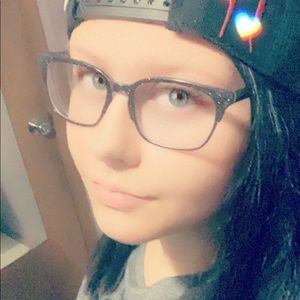 Meet your Posher, Bailey